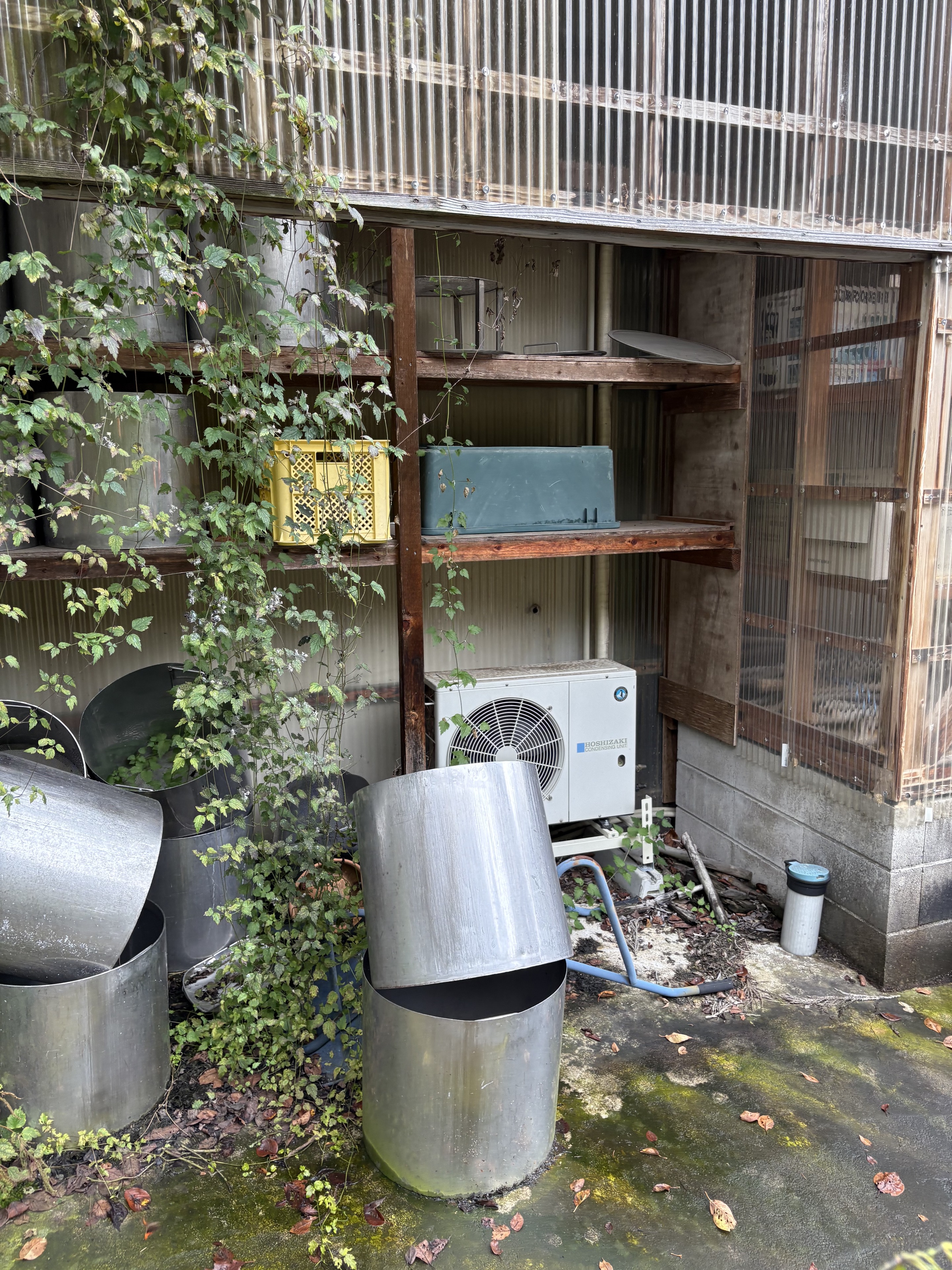 飛騨高山にある日本産精油の蒸留現場